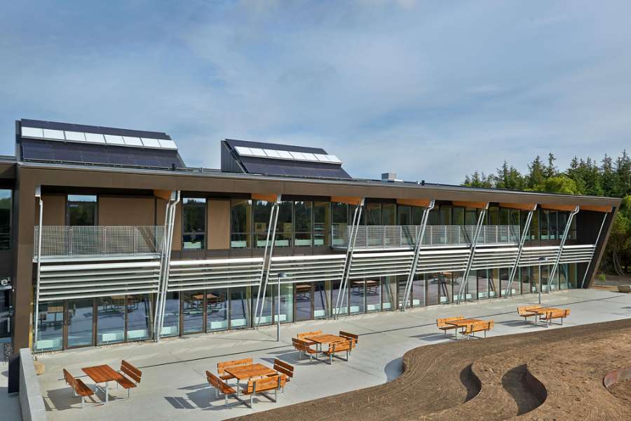 Exklusive Fassade der Schule für Sozial- und Gesundheitswesen, Ydesvej 1, 8500 Grenå